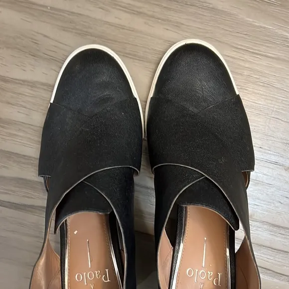 PAOLO BLACK WEDGE SANDALS 8