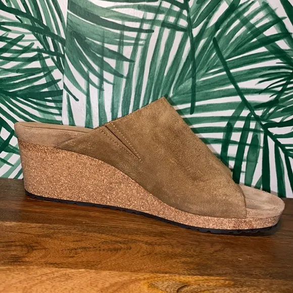 Papillio Namica Tan Suede Leather Wedge Sandals Women’s Size 10