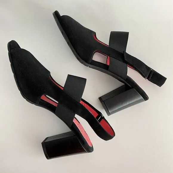 PAS DE ROUGE Sandals Women 40 US 10M Black Suede Open-toe Block Heel