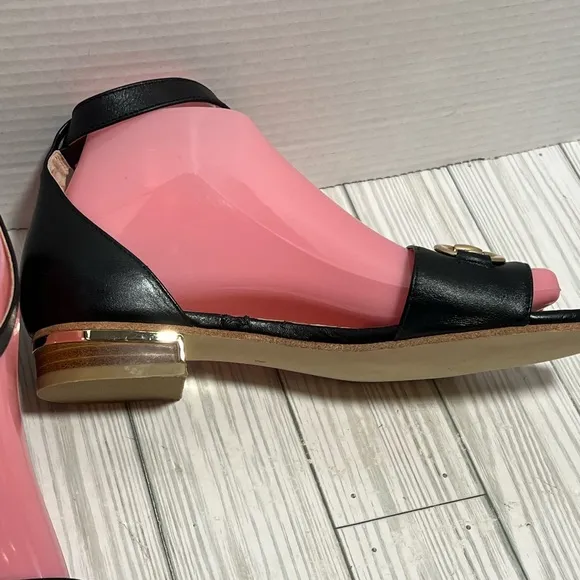 Patricia green black sandals low heel size 8