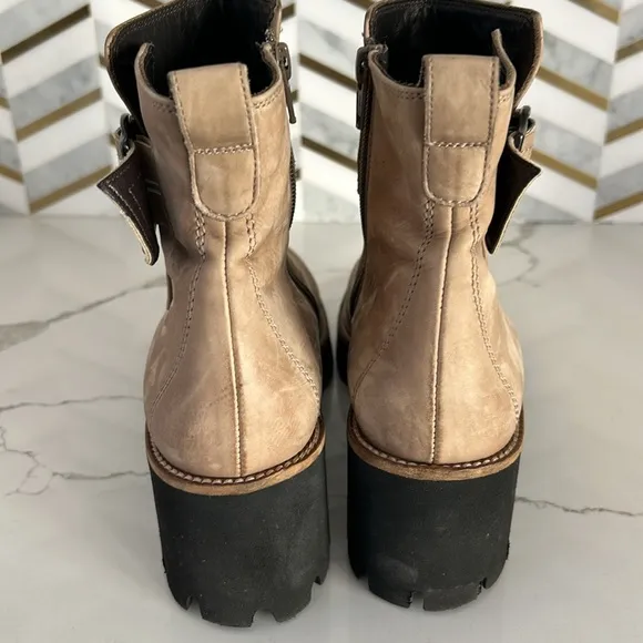 PAUL GREEN Dynamic Ankle Buckle Boot LUG PLATFORM MOTO Tan 8.5