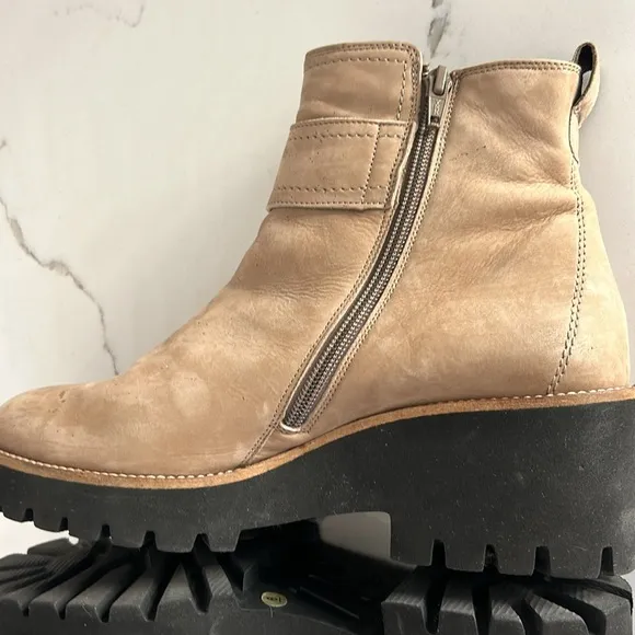 PAUL GREEN Dynamic Ankle Buckle Boot LUG PLATFORM MOTO Tan 8.5
