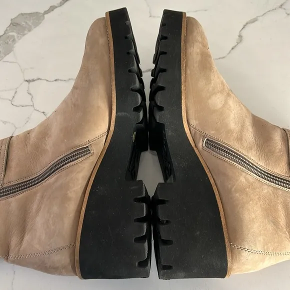 PAUL GREEN Dynamic Ankle Buckle Boot LUG PLATFORM MOTO Tan 8.5