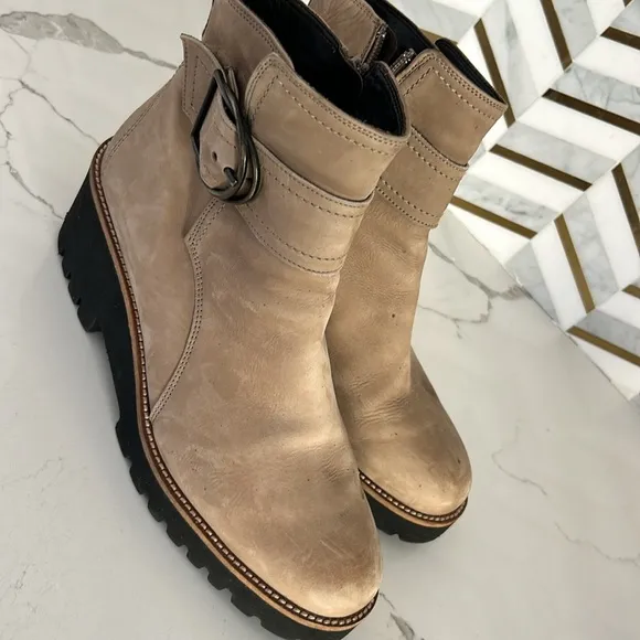 PAUL GREEN Dynamic Ankle Buckle Boot LUG PLATFORM MOTO Tan 8.5