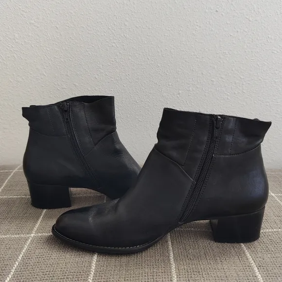 Paul Green Nelly Block Heel Boots