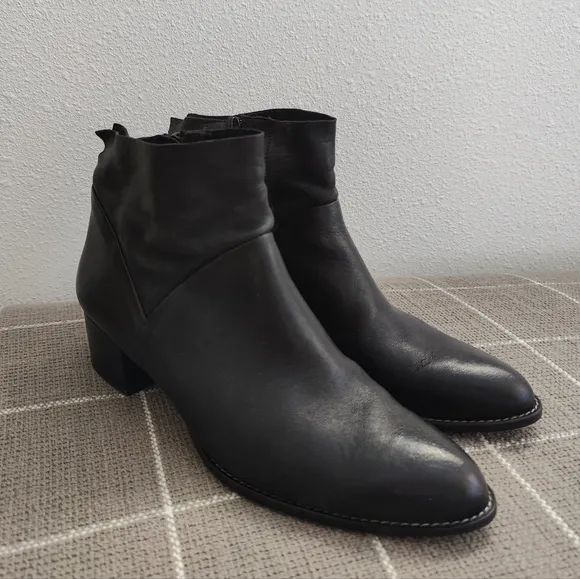 Paul Green Nelly Block Heel Boots