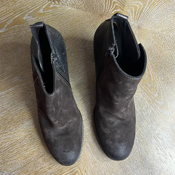 PAUL GREEN Paul Brown Leather Heel Booties 39