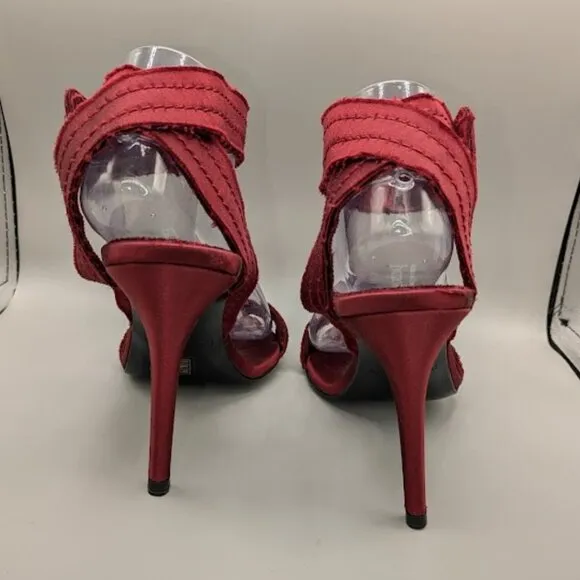 Pedro Garcia High Heeled Frayed Satin Sandal (Catalina in orchid). Size …