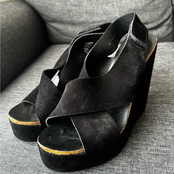 Pedro GarciaDenia Crossover Wedge Sandals Size 9