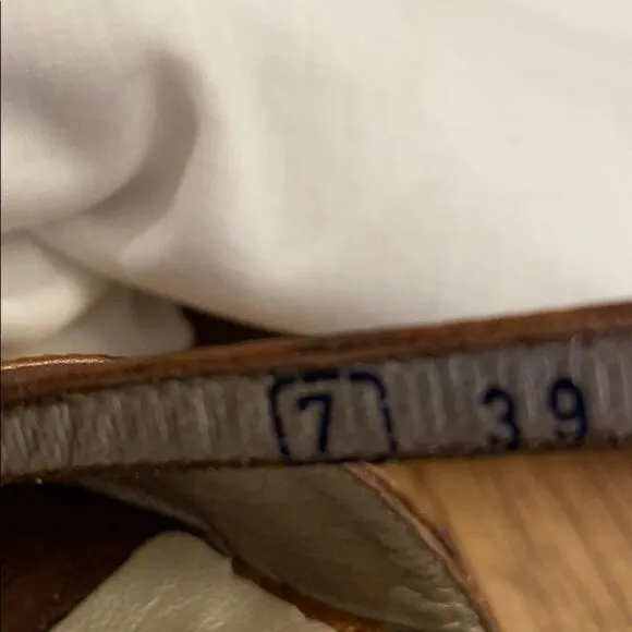 PETER KAISER KORK KALYA WEDGE SANDALS. NEW