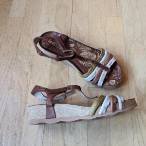 Pikolinos Mahon wedge strap Sandals size 9