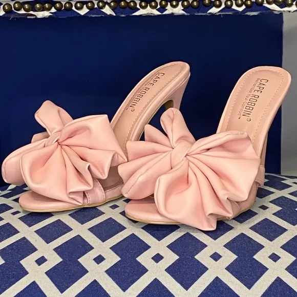 Pink big bow high heel mule sandals Cape Robbin Sz 10