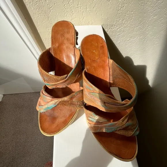 Platform shoes 37 or 7 to 7.5
