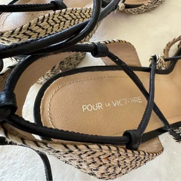 POUR LA VICTOIRE Womens Beige Woven Amada Open Toe Block Heel Sandals 7.5