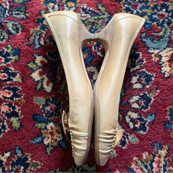Prada 40 Leather Beige Bow Kitten Heel Shoes womens made Italy