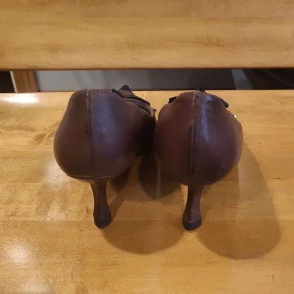 Prada size 37.5 brown and black authenticated kitten heels Made in Italy