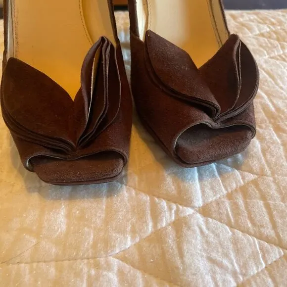 PRADA Suede Pumps – Black – Size 39 US 9 – 4&quot; Heel – Designer Heels