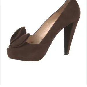 PRADA Suede Pumps – Black – Size 39 US 9 – 4&quot; Heel – Designer Heels