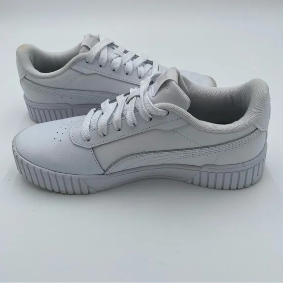 Puma Carina 2.0 Leather Chunky Lace Up Platform Tennis Shoes Sneakers Size 7