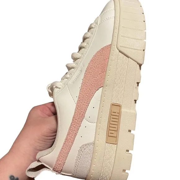 PUMA Mayze Free People White Leather Tennis Shoes w/Gray &amp; Pink Accents