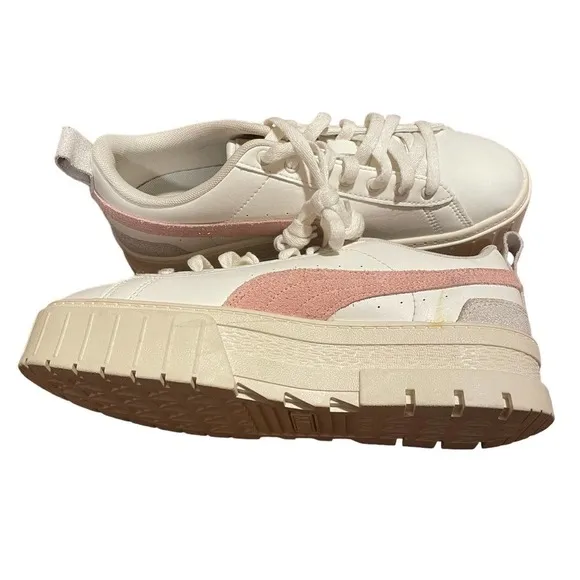 PUMA Mayze Free People White Leather Tennis Shoes w/Gray &amp; Pink Accents