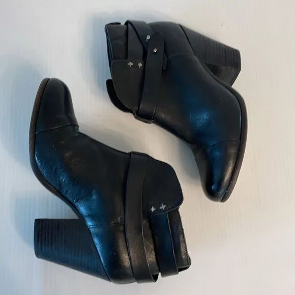 Rag &amp; Bone Harrow Women’s Leather Ankle Boots Heels Booties Sz 38.5 Black US 8