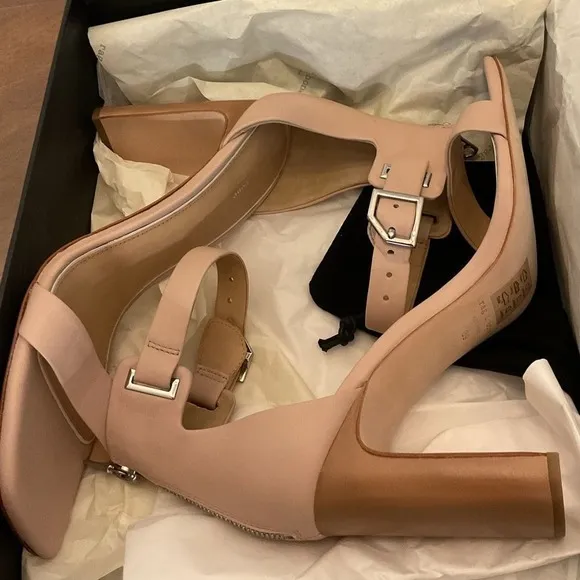 Rag &amp; Bone nude Ellis sandals size 39 US 9‎