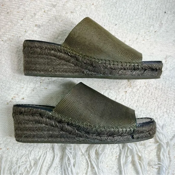 Rag &amp; Bone VIV Sandals Green Snake Print Leather Open Toe Wedge Espadrille 6 NEW