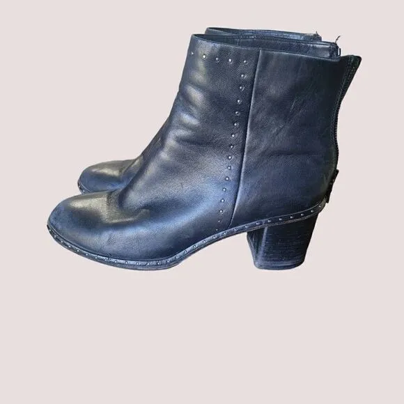 Rag &amp; Bone Willow Stud Black Leather Chelsea  Boots SZ 39.5 (9.5) Bootie