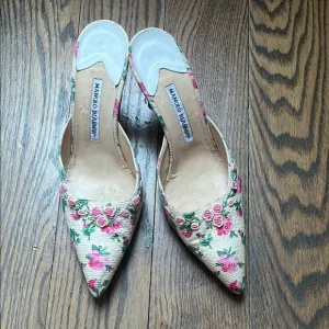 RARE DESIGN AND SIZE Manolo Blahnik Floral Women's heels - Pink and Cream