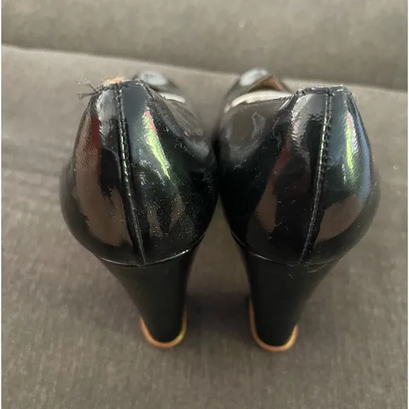 RARE!! TONY IAMMATTEO FOR CHRISTINA BLACK HEELS!! Vintage heels with dust bags!