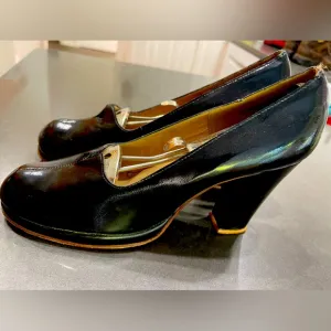 RARE!! TONY IAMMATTEO FOR CHRISTINA BLACK HEELS!! Vintage heels with dust bags!