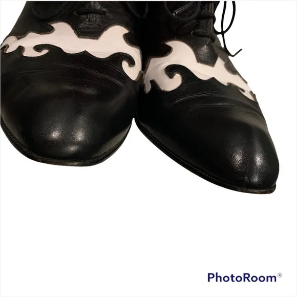 Rare Vintage Fonteneau Lace Oxford Shoes