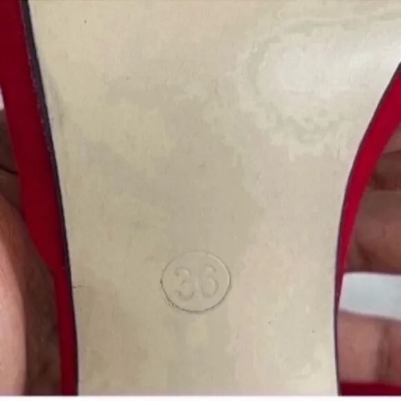 Red High Heel with Bow Accent Size 6