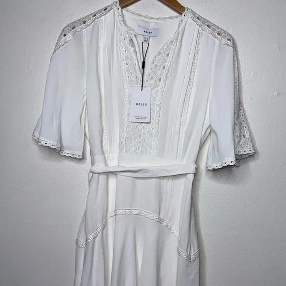 REISS FELICITY HIGH NECK LACE MINI DRESS IN IVORY Size 4