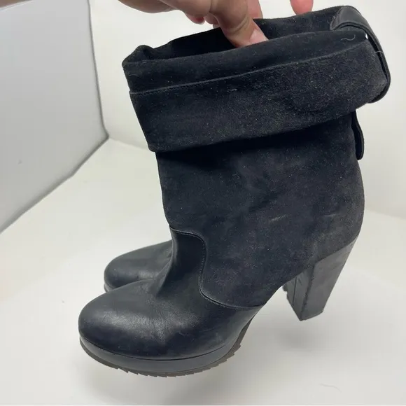 Robert Clergerie black block heel pull on leather suede boots sz 10