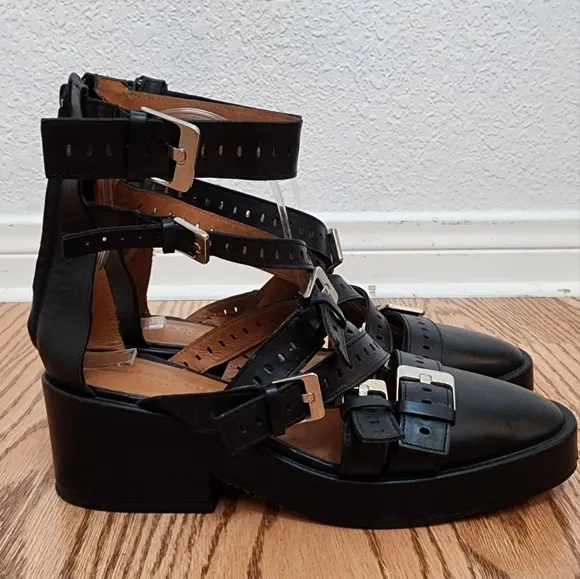 Robert Clergerie Leather Black Ballet Prim Gladiator  Platform Shoes