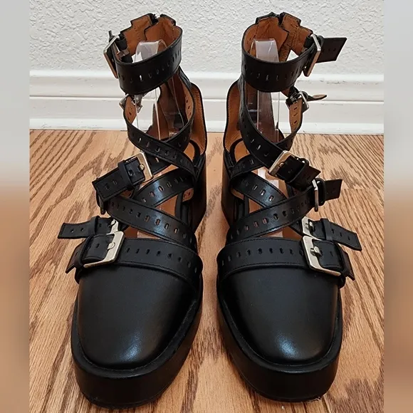 Robert Clergerie Leather Black Ballet Prim Gladiator  Platform Shoes