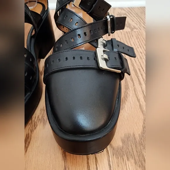 Robert Clergerie Leather Black Ballet Prim Gladiator  Platform Shoes