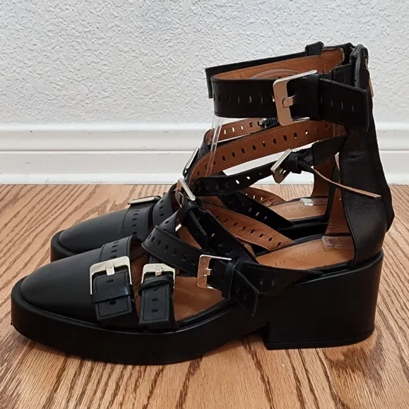 Robert Clergerie Leather Black Ballet Prim Gladiator  Platform Shoes