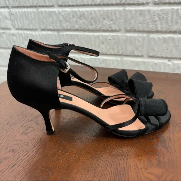 Rochas Black Satin Bow Heels 40 9