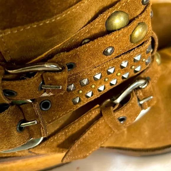 Russell &amp; Bromley Rodeo Stud Rockafella Boot Caramel Leather Italy 39.5 8.5-9