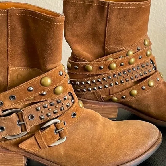 Russell &amp; Bromley Rodeo Stud Rockafella Boot Caramel Leather Italy 39.5 8.5-9