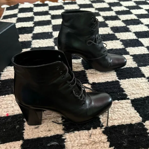 SAINT LAURENT Black Smooth Calfskin leather Babies 90 lace-up Ankle Boots 36