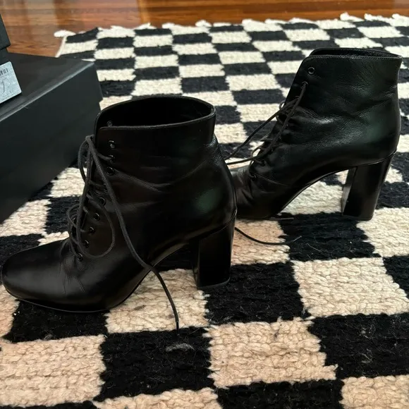 SAINT LAURENT Black Smooth Calfskin leather Babies 90 lace-up Ankle Boots 36