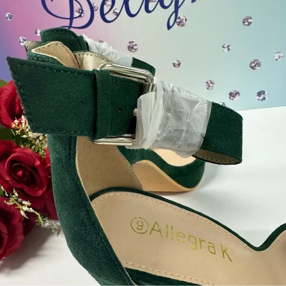 💚SALE MICROSUEDE PLATFORM HEELS
