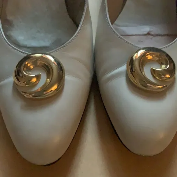 SALVATORE FERRAGAMO 7AA PREOWNED, COLOR BONE GOLD