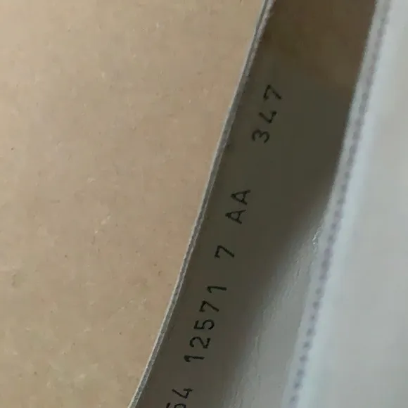 SALVATORE FERRAGAMO 7AA PREOWNED, COLOR BONE GOLD