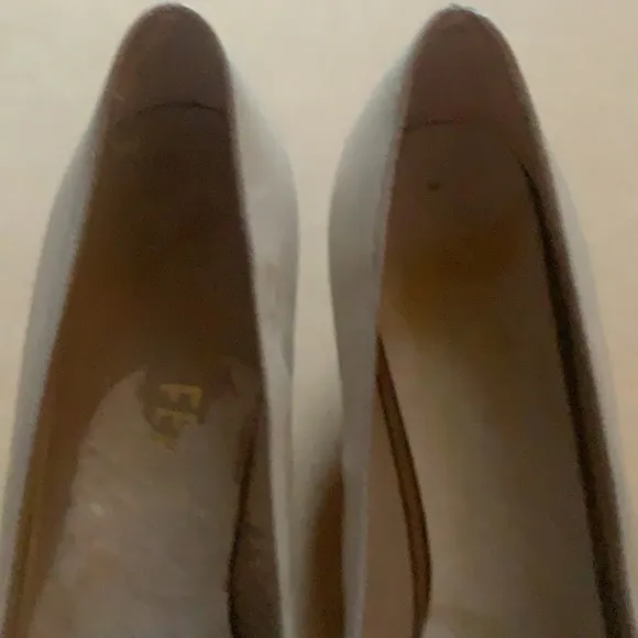 SALVATORE FERRAGAMO 7AA PREOWNED, COLOR BONE GOLD