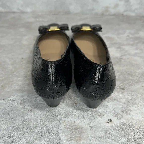 Salvatore Ferragamo Black Leather Women's Shoes Salvatore Ferragamo/Pumps US 9